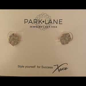 Park Lane Hailee earrings